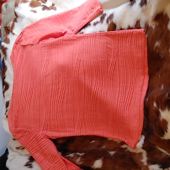3/$50 Peach Blouse Allison Daley Sz Sm - Picture 4 of 4